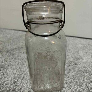 1 Vintage 1908 Clear Royal Full Measure Registered Jar with Clasp Lid